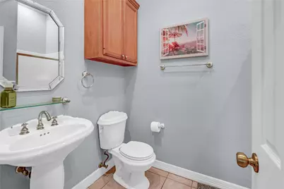 123 Jamestown Avenue, Clute, TX 77531 - Photo 9