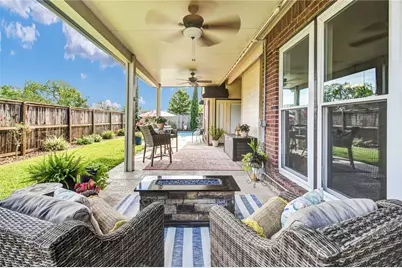 123 Jamestown Avenue, Clute, TX 77531 - Photo 37