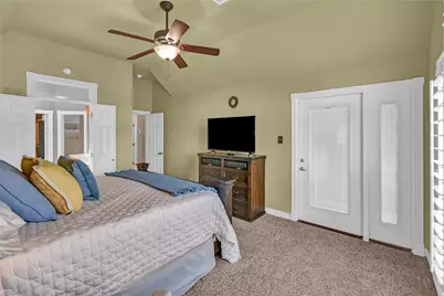 123 Jamestown Avenue, Clute, TX 77531 - Photo 23