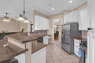 123 Jamestown Ave, Clute, TX 77531 - Photo 17