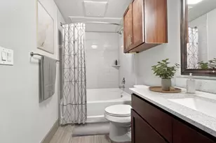 2910 Milam St, Houston, TX 77006 - Photo 9