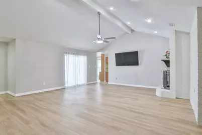 509 Belmont Drive, Friendswood, TX 77546 - Photo 9