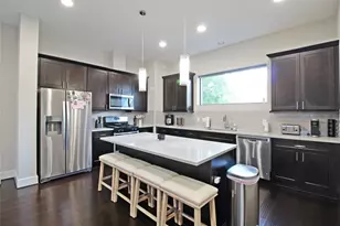 959 Saint Augustine St, Houston, TX 77023 - Photo 3