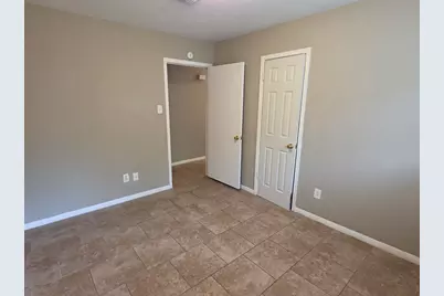 9007 Glen Shadow Drive, Houston, TX 77088 - Photo 15