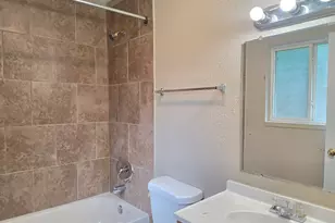 9007 Glen Shadow Dr, Houston, TX 77088 - Photo 23