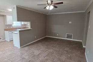 9007 Glen Shadow Dr, Houston, TX 77088 - Photo 5