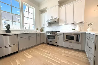 745 Bringhurst Street, Houston, TX 77020 - Photo 3