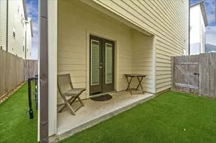 872 Wakefield Dr, Houston, TX 77018 - Photo 5