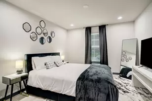 3448 Elgin St, Houston, TX 77004 - Photo 3