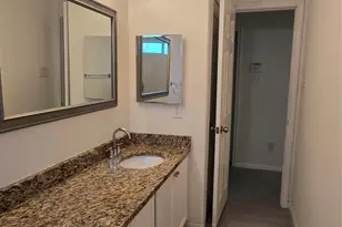 1823 Creegan Park Ct, Houston, TX 77047 - Photo 11