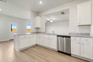 8116 Burnt Orchid Dr, Houston, TX 77016 - Photo 5