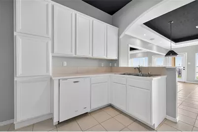 16 Regency Point, Conroe, TX 77356 - Photo 19