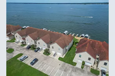 16 Regency Point, Conroe, TX 77356 - Photo 1