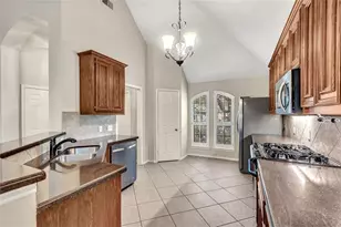 15814 Finwood Ln, Houston, TX 77044 - Photo 5