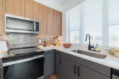 10505 Deerwood Road #446, Houston, TX 77042 - Photo 9