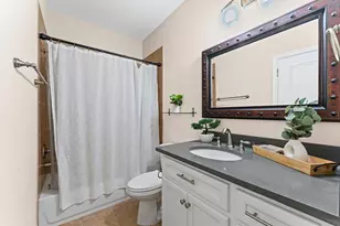 254 N Lenox St, Houston, TX 77011 - Photo 17