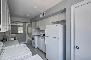 5208 Arboles Dr, Houston, TX 77035 - Photo 11