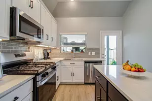 4238 Wind Swell Ln, Houston, TX 77053 - Photo 11
