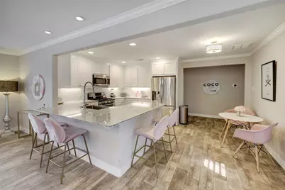 9007 Beverlyhill Street, Houston, TX 77063 - Photo 7