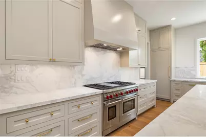 713 W 42nd Street, Houston, TX 77018 - Photo 7