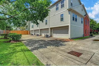 934 E Heights Hollow Lane, Houston, TX 77007 - Photo 15