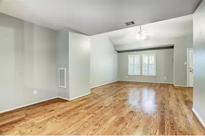 934 E Heights Hollow Lane, Houston, TX 77007 - Photo 5