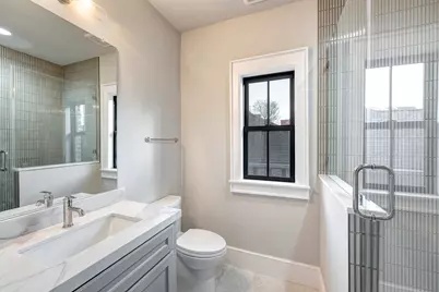 4819 Mandell Street, Houston, TX 77006 - Photo 17