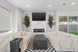 5203 Texas St, Houston, TX 77011 - Photo 1