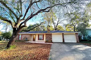 708 Myrtle St, Woodville, TX 75979 - Photo 35