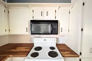 708 Myrtle St, Woodville, TX 75979 - Photo 15