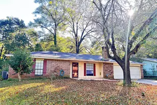 708 Myrtle St, Woodville, TX 75979 - Photo 33