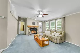 8426 Hoda Dr, Conroe, TX 77303 - Photo 5