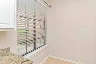 2255 Braeswood Park Dr, Houston, TX 77030 - Photo 11