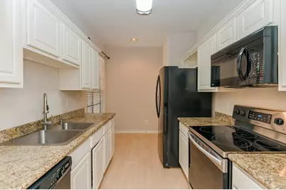 2255 Braeswood Park Drive #267, Houston, TX 77030 - Photo 9