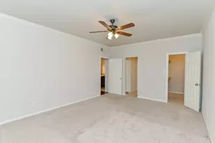 2255 Braeswood Park Dr, Houston, TX 77030 - Photo 17