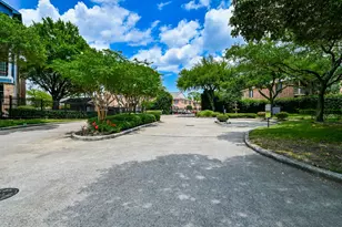 2255 Braeswood Park Dr, Houston, TX 77030 - Photo 33