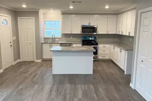 4620 Nichols St, Houston, TX 77020 - Photo 9