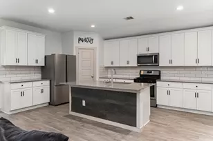 1803 Rolling Hl Ln, Richmond, TX 77469 - Photo 13