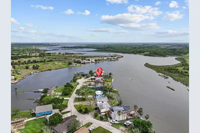 5030 Scenic Drive, Dickinson, TX 77539 - Photo 15