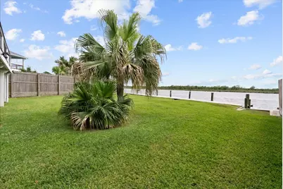 5030 Scenic Drive, Dickinson, TX 77539 - Photo 19
