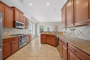 2019 Preston Park, Rosenberg, TX 77471 - Photo 9