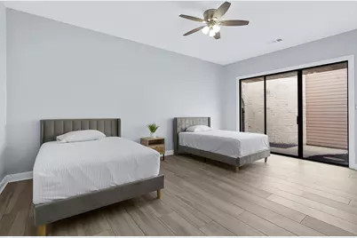 22 Charleston Street N, Sugar Land, TX 77478 - Photo 33