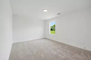 8 Gemstone Ct, Angleton, TX 77515 - Photo 17