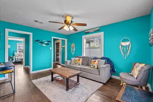 1310 Ave N 1/2, Galveston, TX 77550 - Photo 25