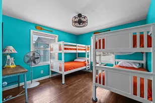 1310 Ave N 1/2, Galveston, TX 77550 - Photo 21