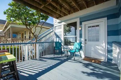 1310 Avenue N 1/2, Galveston, TX 77550 - Photo 3