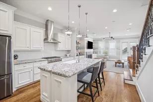 327 W 23rd St, Houston, TX 77008 - Photo 9
