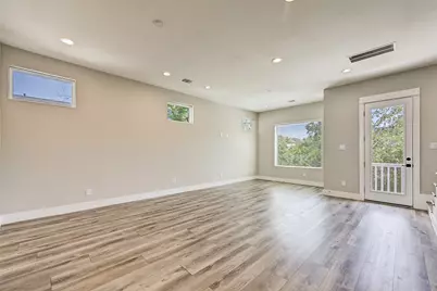 1302 W 24th Street, Houston, TX 77008 - Photo 13
