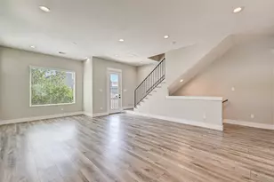 1302 W 24th St, Houston, TX 77008 - Photo 15