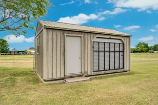 241 Cody Rd, Ennis, TX 75119 - Photo 43